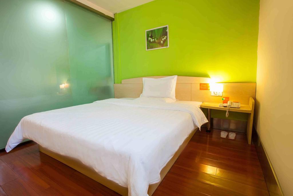 7Days Inn Luoyang Longmen Avenue Normal College Номер фото