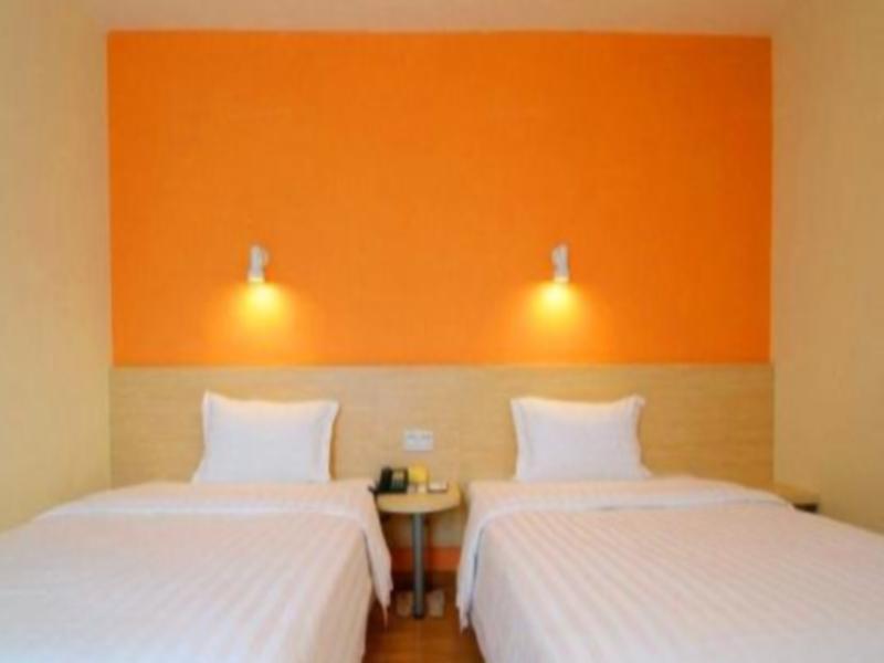 7Days Inn Luoyang Longmen Avenue Normal College Екстер'єр фото